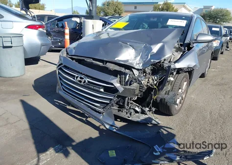 2018 Hyundai Elantra Value Edition из США, поврежденный, VIN 5NPD84LF3JH366668